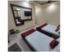 Hotel The Elite, Katra, 260 m from New Bus Stand Katra